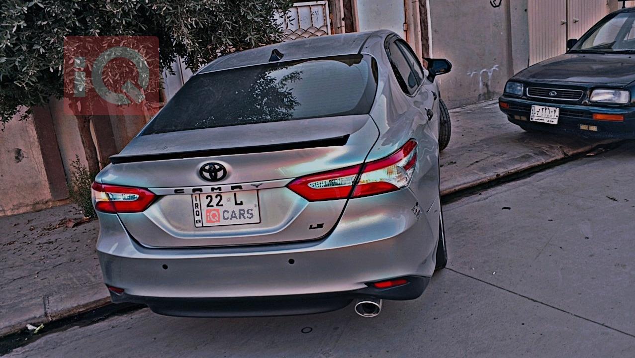 تۆیۆتا کامری